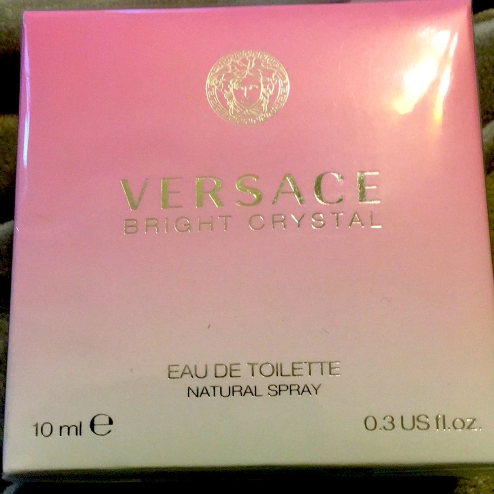 Versace Bright Crystal Eau De Toilette - brand new